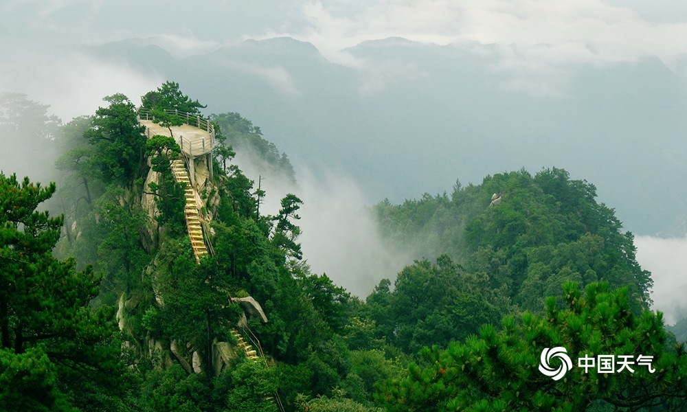 避暑好去处安徽明堂山 峰峦叠翠清凉世界(1/5)