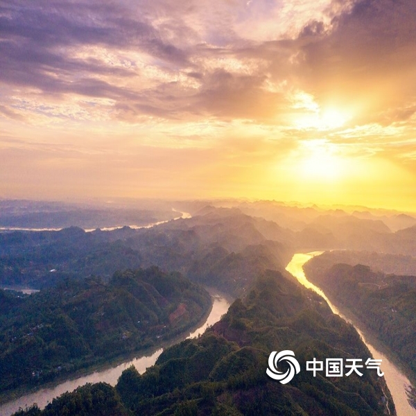 朝霞映红"平羌江 壮丽山河波澜阔-图片-中国天气网