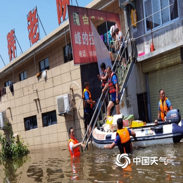 暴雨无情人有情 河南抗洪救灾八方来支援