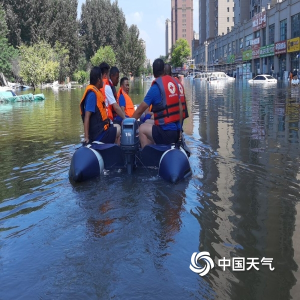 暴雨无情人有情 河南抗洪救灾八方来支援