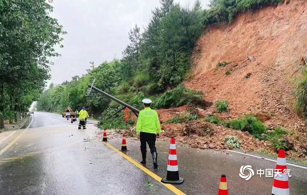 江西遭遇持续性强降雨 南昌上饶等地洪涝灾害严重 图片频道