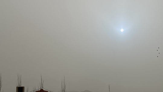 北京上空出现“蓝太阳”你看到了吗