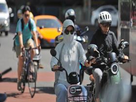35.5℃！北京の気温が再び今年の最高を更新街頭の暑さが人を襲う