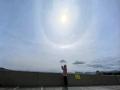 山东威海现日晕景观 太阳被光环包围