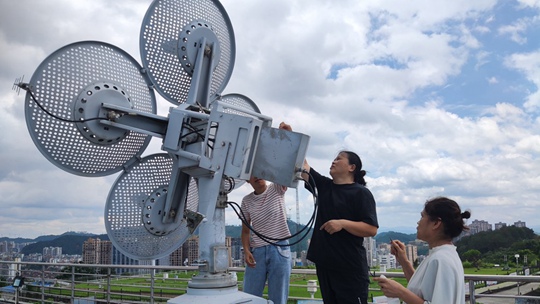 台风“蝴蝶”将至 海南广东广西等地气象部门严阵以待