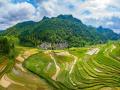 广西巴泽梯田风景如画 农耕谱写田园诗歌