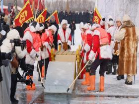 破冰启冬！“冰城”哈尔滨进入采冰季