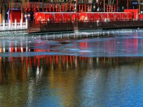 立春：东风解冻 湖水融冰漾新波