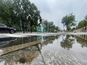 北京阴雨模式继续 部分路段积水未干
