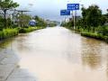 田阳环城路严重积水（摄影：王春娟）