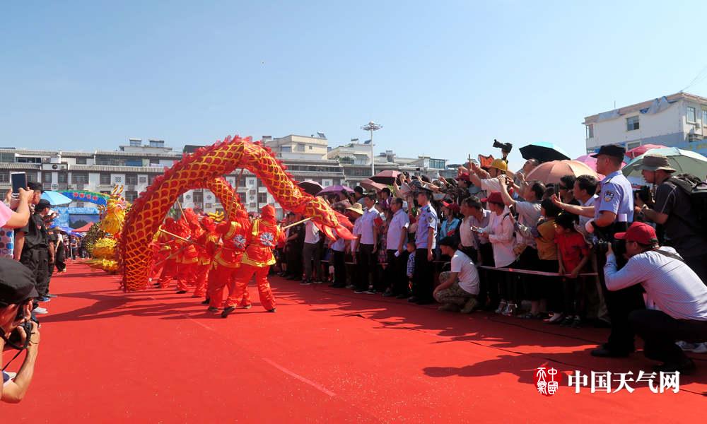 环江天气晴朗 民众欢度毛南族分龙节(1/8)