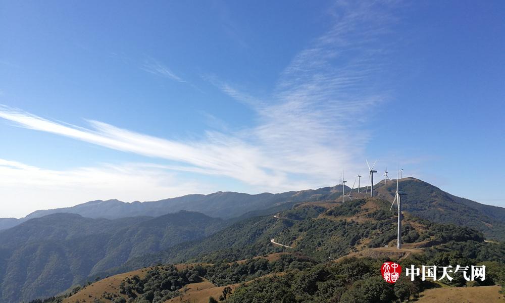 玉林持续暖阳天气 大容山风和日丽(1/6)