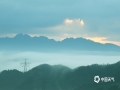 中国天气网广西站讯 8月28日清晨，在广西桂平市紫荆山，云海雾景，美不胜收。（图/落草寇 文/苏庆红）
