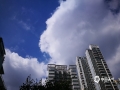 中国天气网广西站讯 9月3日，南宁天气晴好，天空变幻多姿，摄影师用镜头记录下了天空的这场“变装秀”。（摄影：韦坚）