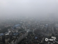 图为29日，贺州市城区雨雾朦胧的景象。（图/吴蒨茵）