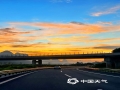中国天气网讯 7月21日傍晚，河池天际出现绚丽的晚霞照亮天空，远处山峦相衬，仿若一幅幅油画。（图/刘英轶  文/郁海蓉）