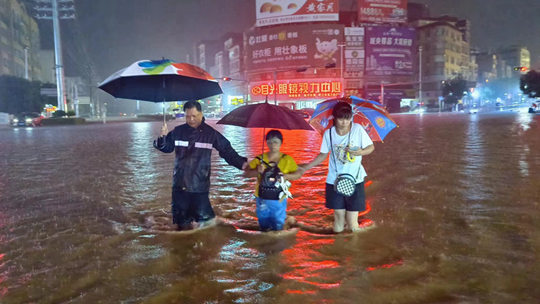 博白出现446毫米的极端暴雨 城区内涝严重作物被淹