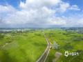 中国天气网广西站讯 6月1日，南宁市上林县天气晴朗，蓝天白云映衬绿水青山，更显得田园如画。（图/曾海科）