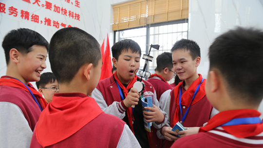 贺州市气象部门开展世界气象日科普宣传活动