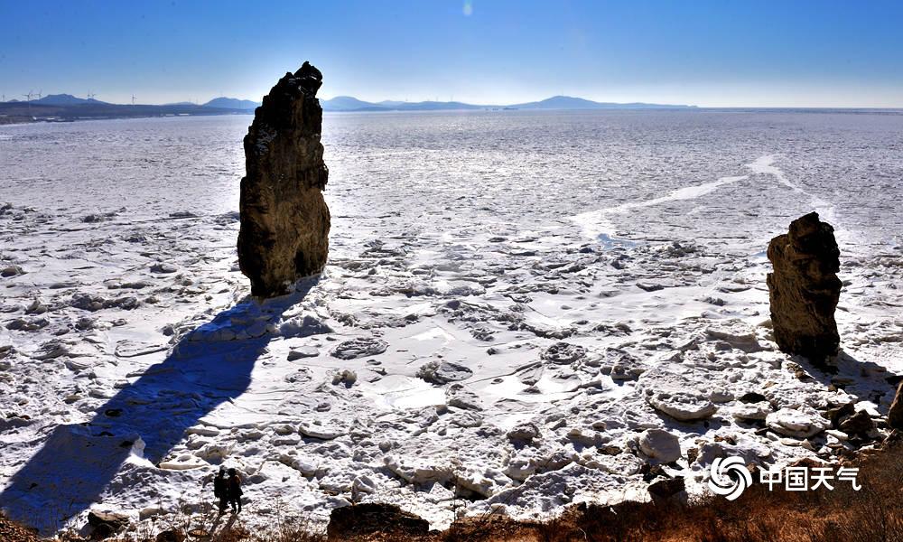 2月以来辽宁气温显著偏低 辽东湾出现震撼海冰
