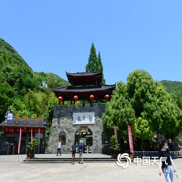 休闲清凉好去处 甜蜜小镇安徽水东镇