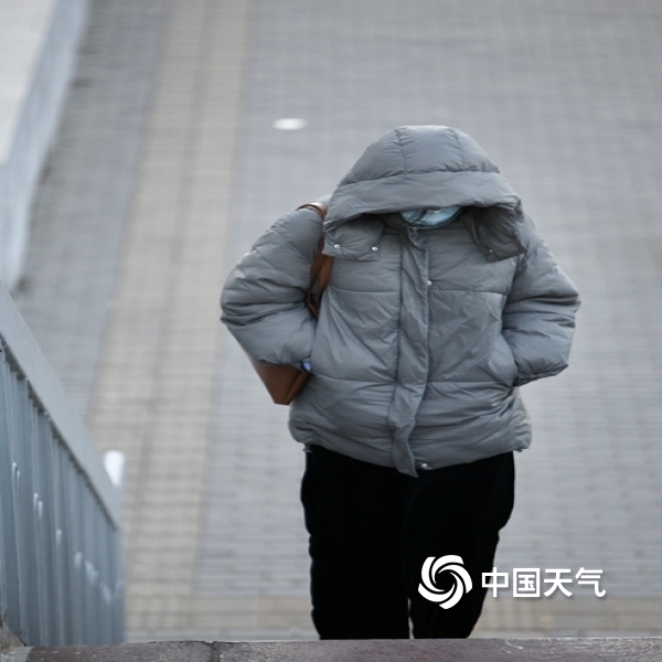 中国天气网讯 今晨(12月14日),北京南郊观象台最低气温达到零下10.